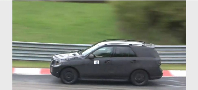 Video: Mercedes ML Erlkönig auf dem Ring: Fauchender Motor, quietschende Reifen - die Testfahrer verlangen dem Mercedes ML Erlkönig alles ab!