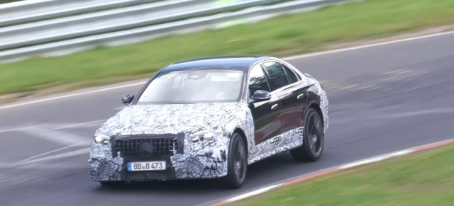 Mercedes-AMG E53 Erlkönig erwischt: Video: Mercedes-AMG E53 W214 saust über den Nürburgring