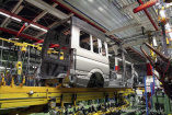 2011: Gutes Jahr für Mercedes-Benz Werk Düsseldorf  : Produktion im Werk Düsseldorf bis Jahresende gut ausgelastet und Kapazitätserhöhung umgesetzt