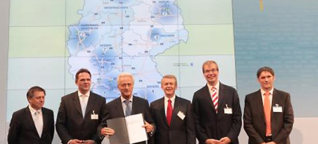 50 Wasserstofftankstellen für Deutschland: Bundesverkehrsministerium und Industriepartner bauen überregionales Tankstellennetz