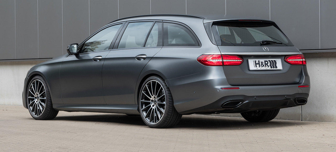 Dynamik Auf Kurs H R Sportfedern Fur Die Aktuelle Mercedes E Klasse Performance Mercedes Fans Das Magazin Fur Mercedes Benz Enthusiasten