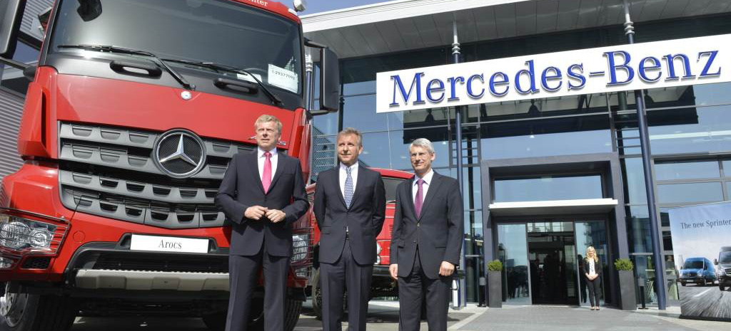 Fur Bus Brummi Und Lieferheld Mit Stern Neues Mercedes Benz Nutzfahrzeugzentrum Mannheim Service Fur Die Marken Mercedes Benz Fuso Freightliner Und Setra News Mercedes Fans Das Magazin Fur Mercedes Benz Enthusiasten