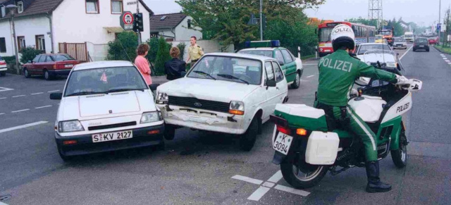 Was tun bei einem Unfall?: Keine Panik: Das richtige Verhalten bei einem Unfall