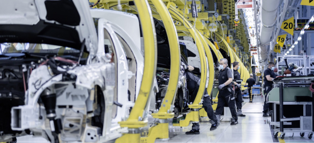 Mercedes-Benz Produktion und Corona: Schritt für Schritt hin zur Normalität: Mercedes-Benz Pkw-Werke laufen erfolgreich wieder an