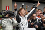 Jenson Button ist Formel 1Weltmeister: Hamilton Dritter -  schon sechs Fahrer-WM-Titel in der Formel 1 mit Mercedes-Benz Motor 