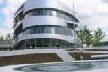 Mercedes-Benz Museum für alle: Aktion zum Internationalen Tag der Menschen mit Behinderung