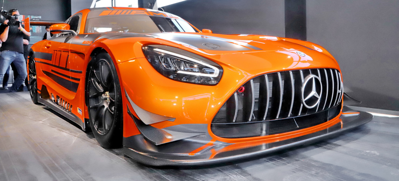Premiere Der Neue Mercedes Amg Gt3 Zu Haben Ab 399 000 Netto Thrilling Machine Der Neue Gt3 Soll Den Stern Auf Den Rennstrecken Zum Leuchten Bringen News Mercedes Fans Das