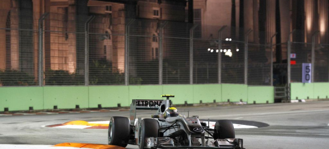 Formel 1 Singapur: Alonso gewinnt Nachtrennen: Vettel wird Zweiter - Webber bleibt in der Gesamtwertung vorn - starker fünfter Platz für Nico Rosberg! 
