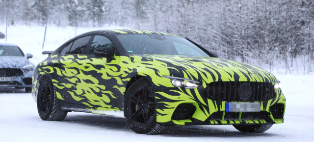 Mercedes-Benz Erlkönig erwischt: Star Spy Shot: Mercedes-AMG GT Coupé mit neuer „feuriger" Tarnstufe