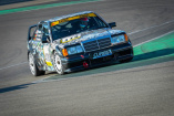 Mercedes-Benz 190 E 2.5-16 Evolution II beim ADAC 24h-Classic-Rennen: Roland Asch und Sebastian Asch fahren auf der Nordschleife des Nürburgrings im Rahmen des ADAC Zurich 24-Stunden-Rennen