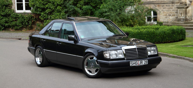 Die einzig wahre Mercedes-Benz E-Klasse?: Das Service-Pack: W124 vom  Basismodell (fast) zur Vollausstattung gereift - Auto der Woche - Mercedes-Fans  - Das Magazin für Mercedes-Benz-Enthusiasten