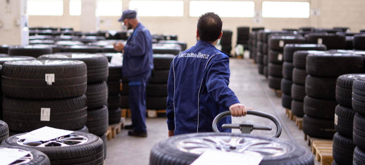 Raderwoche Uber 2 000 Komplettradsatze Von Mercedes Smart Und Amg Das Grosse Radern Raderabverkauf Beim Mercedes Benz Gebrauchtteile Center News Mercedes Fans Das Magazin Fur Mercedes Benz Enthusiasten