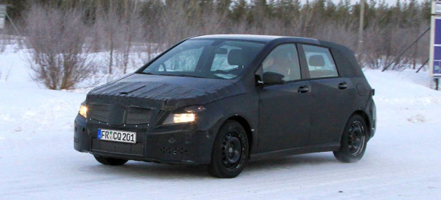  Mercedes  B-Klasse W 246 erwischt: Neues vom Mercedes Erlkönig-Jäger: Kommende neue Mercedes B-Klasse derzeit bei Wintertests in Skandinavien