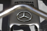 Formel 1- Test Bahrain: Auch Hamilton ist spitze: Am zweiten Testtag fuhr  Mercedes-Werksfahrer Lewis Hamilton die Bestzeit