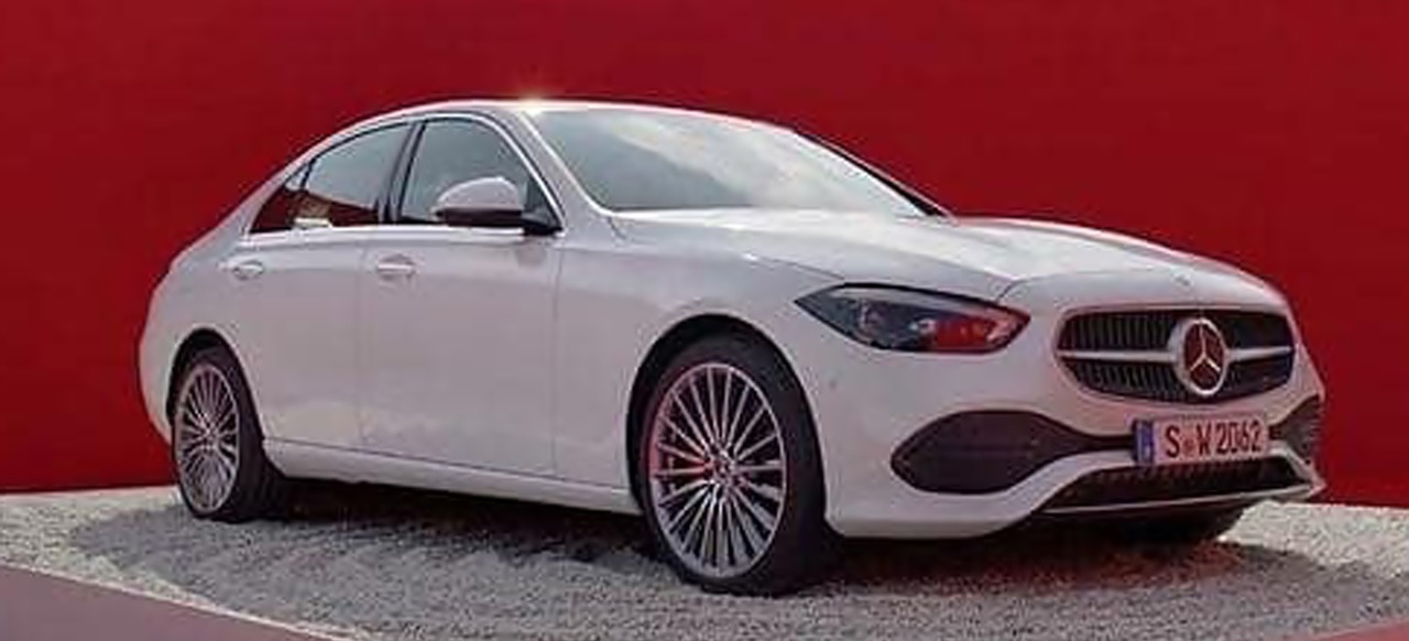 So Sieht Sie Aus Mercedes Benz C Klasse W206 Die Ersten Bilder Von Der Neuen C Klasse W206 Sind Da Sternstunde Mercedes Fans Das Magazin Fur Mercedes Benz Enthusiasten