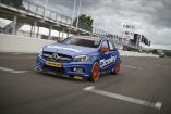 Ready to race: Mercedes Neue A-Klasse wird renntauglich gemacht: Der Mercedes Kompaktwagen wird in der British Touring Car Championship 2014 an den Start gehen