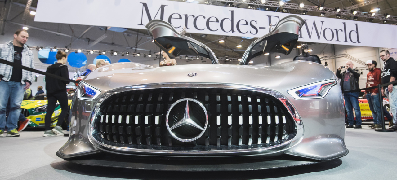 3.-11. Dezember, Messe Essen: 10. Mercedes-FanWorld auf der ESSEN MOTOR SHOW zeigt aufregende Exponate mit Stern