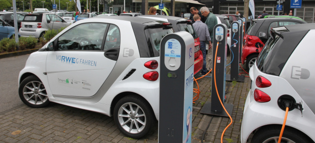 Elektromobilität: Wer will in den Ausstieg vom Verbenner einssteigen?: Studie: 50 % der Autofahrer würden beim nächsten Autokauf ein Elektrofahrzeug wählen