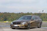 Goldstück: Mercedes C63 AMG T-Modell : Goldene Folie macht den AMG-Kombi zum hochkarätigen Hingucker 