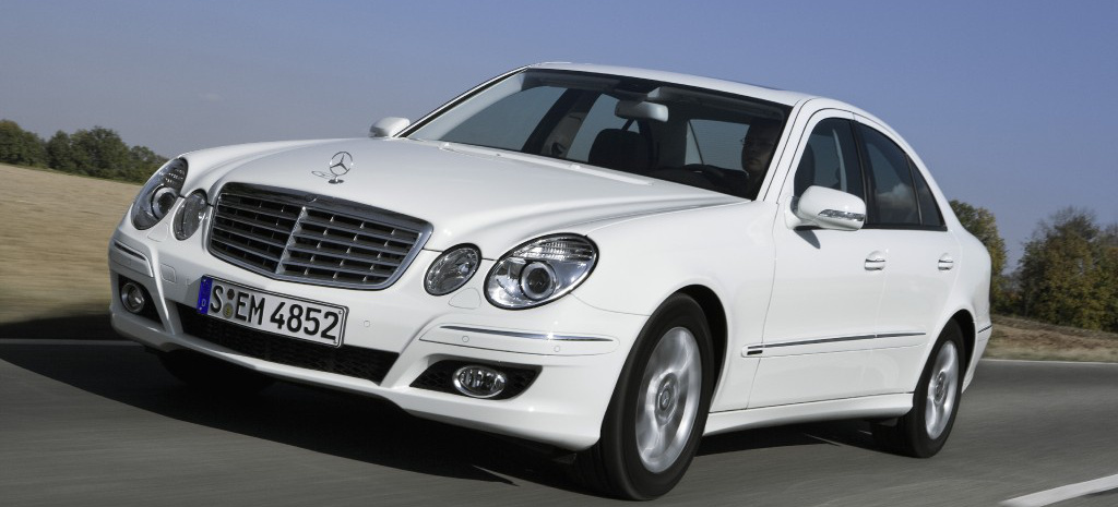 Langes Stehen Eines Fahrzeugs Darauf Sollte Der Halter Achten Bei Einer Wiederinbetriebnahme Das Fahrzeug Auf Standschaden Untersuchen News Mercedes Fans Das Magazin Fur Mercedes Benz Enthusiasten