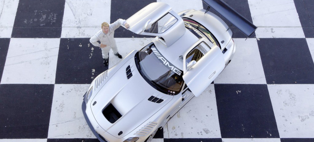 Mika Häkkinen mit "Renncomeback" im SLS AMG GT3: Formel 1-Doppelweltmeister Mika Häkkinen startet am 13. November 2011 im Mercedes-Benz SLS AMG GT3 beim 6-Stunden-Rennen in Zhuhai