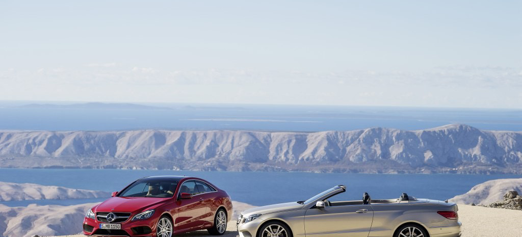 Extra Schon Ausstattungspakete Fur Coupe Und Cabrio Der Neuen Mercedes E Klasse Preise Und Extras E Klasse Coupe Und Cabrio Lassen Sich Ab Werk Noch Attraktiver Und Individueller Gestalten Eine Amg Version Ist Nicht