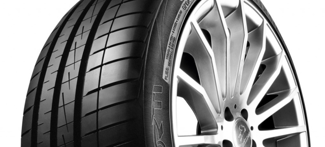 Carlsson gibt Gummi und kommt mit eigenem Reifen ins Rollen: : Der Mercedes-Benz Verelder entwickelt mit Vredestein eigenen Hochleistungsreifen für die C-Klasse