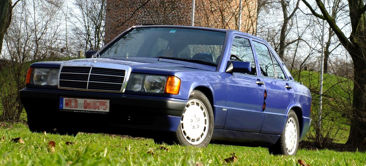 Farbtastisches Finale Mercedes 190e Avantgarde Mercedes 190e Avantgarde Azzuro Buntes Happy End Fur Die Baureihe W201 Classic Mercedes Fans Das Magazin Fur Mercedes Benz Enthusiasten