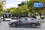 Technik:  So gut ist Mercedes‘ Drive Assist Pro im Stadtverkehr: Langsam, aber sicher