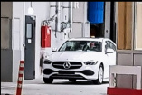 Durchgesickert: Mercedes-Benz C-Klasse W206: Foto Leak: Die neue Mercedes C-Klasse W206 zeigt ihr Gesicht