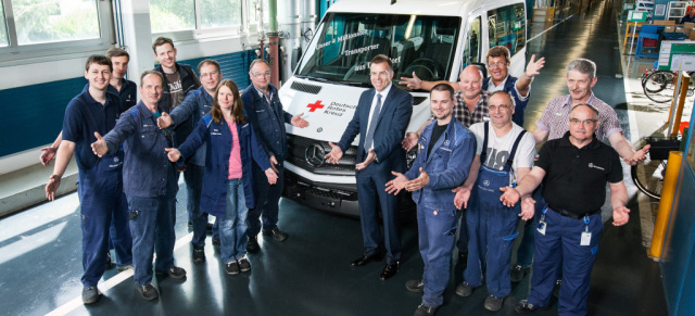 Meilenstein: Vier Millionen Transporter aus Düsseldorf: Mercedes-Benz Werk Düsseldorf feiert Transporter-Jubiläum 