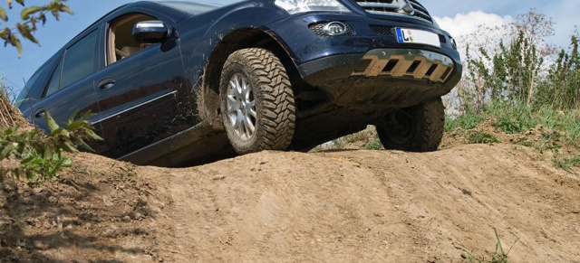 Fahrsicherheitstraining für MB-SUVs: Behende durchs Gelände!: Fahrsicherheitstraining für Mercedes-Benz SUV's am 8. November in Biberach