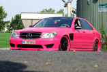 Kernig in Pink: Mercedes-Benz S55 AMG W220: Pink Lady: Der S55 AMG hat das volle Damenprogramm