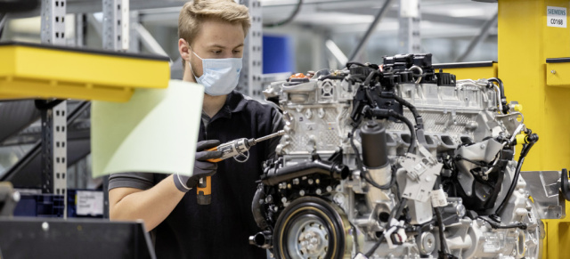 Daimler-Sparprogramm: Dicke Luft in Untertürkheim: S-Klasse ist Opfer des Streits: SWR: „Streit um Daimler-Arbeitsplätze spitzt sich zu“