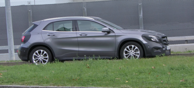 Erlkönig erwischt: Mercedes-Benz GLA Facelift: Spy Shot Video: Aktuelle Bilder vom Mercedes-Benz GLA Facelift