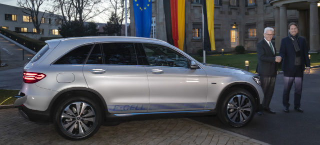 Mercedes-Benz GLC F-CELL: Das ist (Landes-)Spitze: BW-Ministerpräsident Kretschmann fährt Brennstoffzelle mit Stern