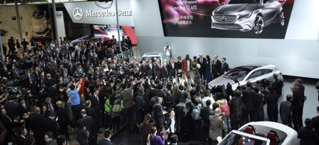 Mercedes-Benz auf der Auto Shanghai 2011: Eine Weltpremiere und drei China-Premieren - neue Bilder von der kommenden Mercedes A-Klasse