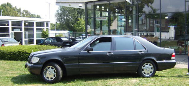 Achtung Aldi Mercedes Jetzt Auf Ebay Der Schwer Gepanzerte Mercedes Benz S 420 L Des Kurzlich Verstorbenen Aldi Mitbegrunders Theo Albrecht Wird Auf Ebay Angeboten Sternstunde Mercedes Fans Das Magazin Fur