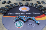 Fußball-Frauennationalmannschaft gibt mit Mercedes "Vollgas" : Die DFB-Kickerinnen ließen es bei der Driving Experience mit der neuen C-Klasse rund gehen