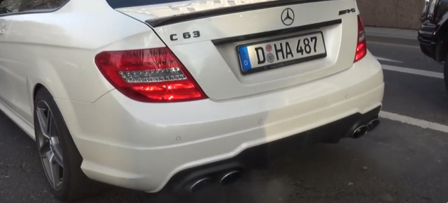 Hörproben: Mercedes C63 AMG - 4,0-Liter V8 vs. 6,2-Liter-V8 : Geräuschvolle Kraftprobe im Video: AMG-Motorsounds  von 4-Liter-V8 und 6,2-Liter-V8 im Vergleich
