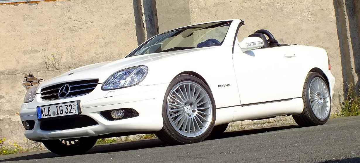 Ein Traum In Weiss Mercedes Slk Amg 32 R170 01er Roadster Mit Stimmigem Individual Trimm Auto Der Woche Mercedes Fans Das Magazin Fur Mercedes Benz Enthusiasten