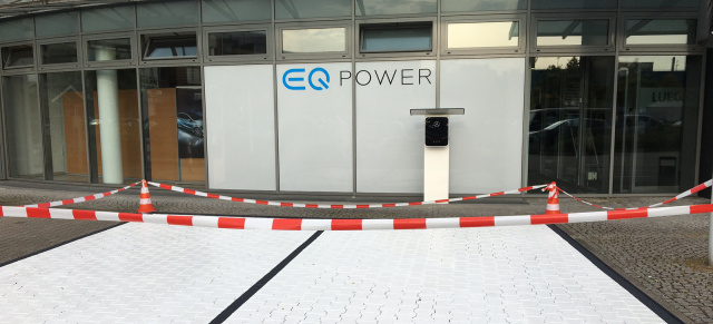 Vorbereitungen zur Elektromobilität: Autohäuser rüsten auf: Neue "EQ-Zapfsäulen"