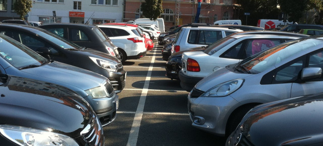 Parkplatzregeln: Gilt‭ „‬rechts vor links‭“ ‬auch auf dem Parkplatz‭?