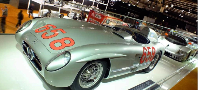 30 Mill. : Mercedes 300 SLR ist wertvollster Oldtimer auf der TECHNO CLASSICA: Der Rennwagen mit der Startnummer 658 wurde auf der 55er Mille Miglia von Fangio auf Platz 2 gefahren