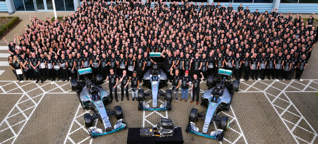 Gewinn der Konstrukteurs-Weltmeisterschaft für Mercedes-AMG: The Triple - So feiern die Champions in den Mercedes-Benz F1-Werken!!