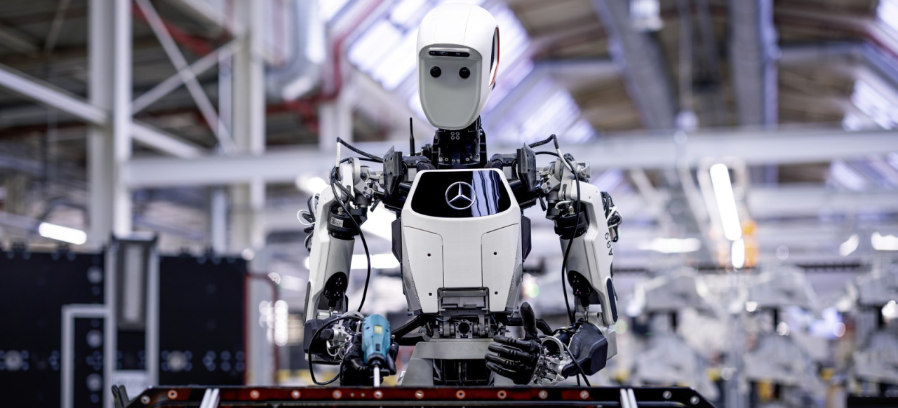 Mercedes‘ schöne neue Produktionswelt: Humanoide Roboter werden Produktionshelfer