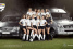 Witzige Fußball EM-Aktion: "Die Frauschaft": Mercedes-Benz schickt deutsche Mädchen im Fußballdress nach Holland