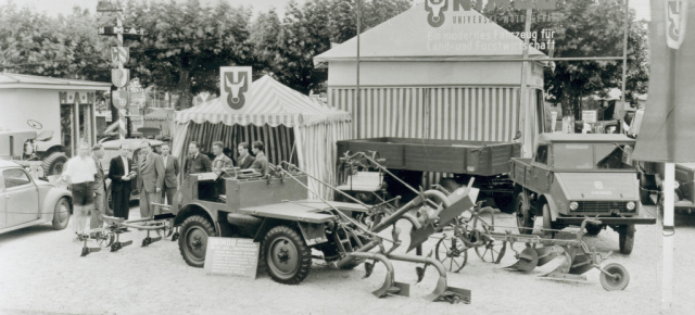 1948 wurde der Unimog erstmals auf einer Messe vorgestellt: Ein sensationeller Ackerschlepper sorgt für Aufsehen