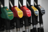 Aktuelles zum Thema "Klimadiesel" HV100: der saubere Diesel ist da!: Es geht los: Ab 29.05.2024  darf Öko-Diesel verkauft werden