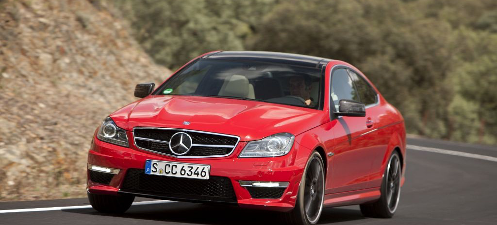 Mercedes C 63 Amg Coupe Der Herausforderer Fahrbericht Harte Zeiten Fur Bmw M3 Und Audi Rs5 Das Kleine Amg C Klasse Coupe Kann Vieles Besser 50 Neue Bilder Und Ein Video